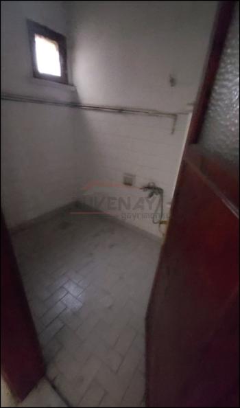 GÜVENAY - ÇORUM KIBRIS CADDESİNDE KOMPLE SATILIK BİNA