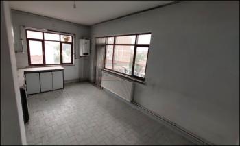 GÜVENAY - ÇORUM KIBRIS CADDESİNDE KOMPLE SATILIK BİNA