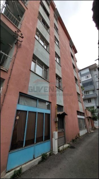 GÜVENAY - ÇORUM KIBRIS CADDESİNDE KOMPLE SATILIK BİNA