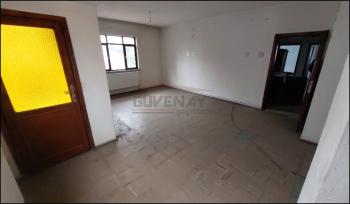 GÜVENAY - ÇORUM KIBRIS CADDESİNDE KOMPLE SATILIK BİNA