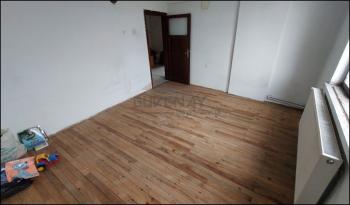 GÜVENAY - ÇORUM KIBRIS CADDESİNDE KOMPLE SATILIK BİNA