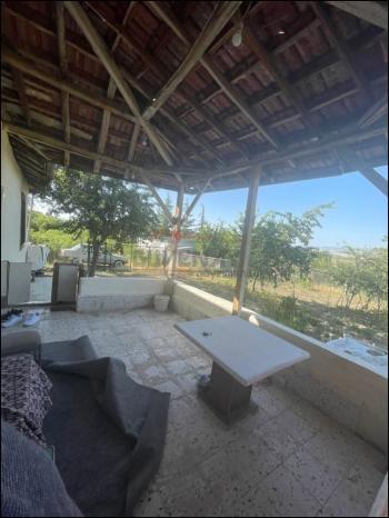 GÜVENAY - ÇORUM ÇEŞMEÖREN BOYRALI'DA ACİL SATILIK BAĞ EVİ 