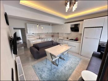 GÜVENAY - ÇORUM BİNEVLER ANA CADDE YANI 6+1 SATILIK TRİPLEKS  VİLLA