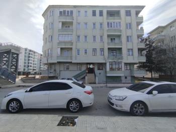 GÜVENAY - ÇORUM ULUKAVAK OSMANCIK CADDESİ ÜZERİ SATILIK 2+1 DAİRE