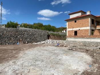 Güvenay - Çorum Osmancı Yolu Üzeri Sarmaşaya Gelmeden Sağda Villa Arsası