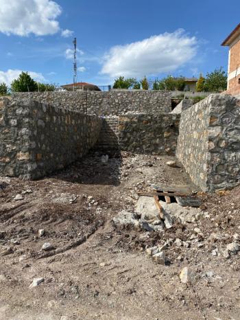 Güvenay - Çorum Osmancı Yolu Üzeri Sarmaşaya Gelmeden Sağda Villa Arsası