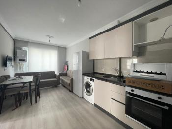 GÜVENAY - ÇORUM MERKEZ KARAKEÇİLİ CAMİ MEVKİ EŞYALI 1+1 KİRALIK DAİRE