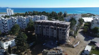 ANAMUR CERENLER MEVKİİNDE SATILIK DENİZE ÇOK YAKIN 1+1 DAİRELER