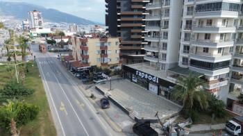ANAMUR D 400 ÜZERİ SATILIK 900 M2 MAĞAZA