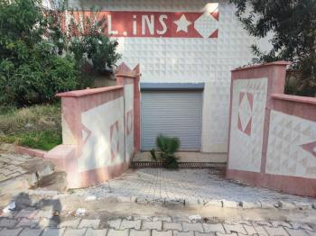 ANAMUR D 400 ÜZERİ SATILIK 900 M2 MAĞAZA