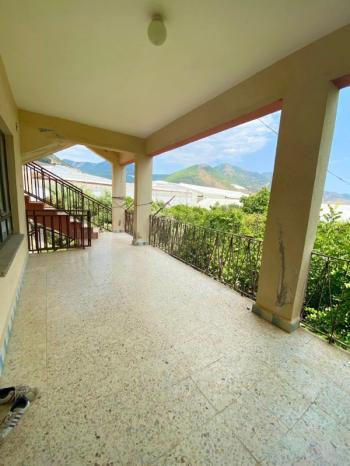 ANAMUR OVABAŞI KURULU DÜZEN MUZ SERASI VE 3 KATLI BİNA