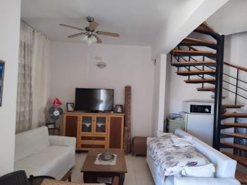 ANAMUR ÖRENDE DENİZE 200 METRE MESAFEDE TRİPLEKS SATILIK YAZLIK