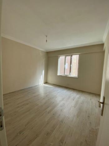 ANAMUR YEŞİLYURT KİRALIK 3+1 BAKIMLI DAİRE