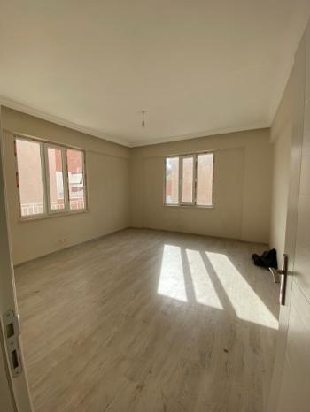 ANAMUR YEŞİLYURT KİRALIK 3+1 BAKIMLI DAİRE