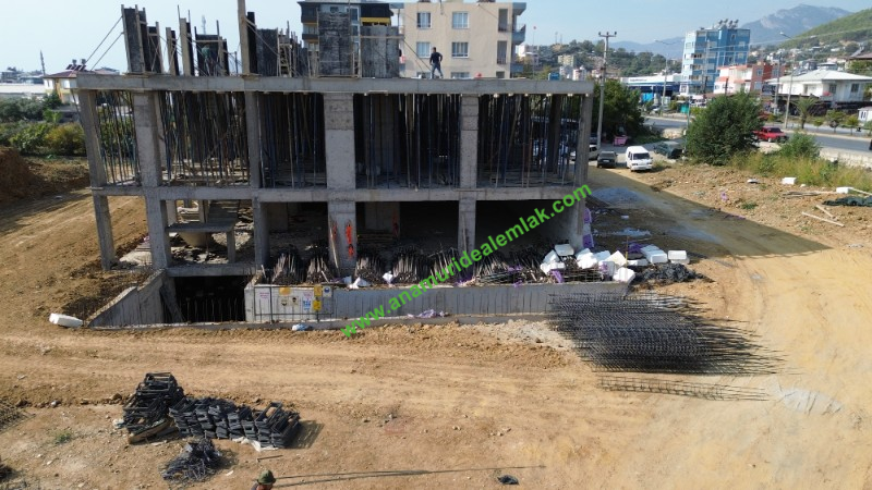 ANAMUR D400 ÜZERİ SATILIK İŞYERLERİ