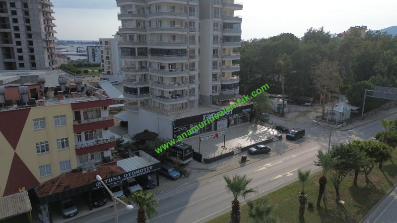 ANAMUR D 400 ÜZERİ SATILIK 900 M2 MAĞAZA