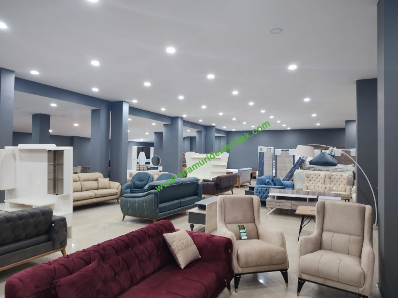 ANAMUR D 400 ÜZERİ SATILIK 900 M2 MAĞAZA