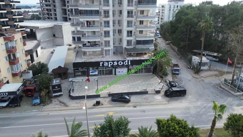 ANAMUR D 400 ÜZERİ SATILIK 900 M2 MAĞAZA