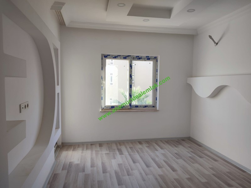 ANAMUR'DA DENİZ MANZARALI SATILIK OTEL