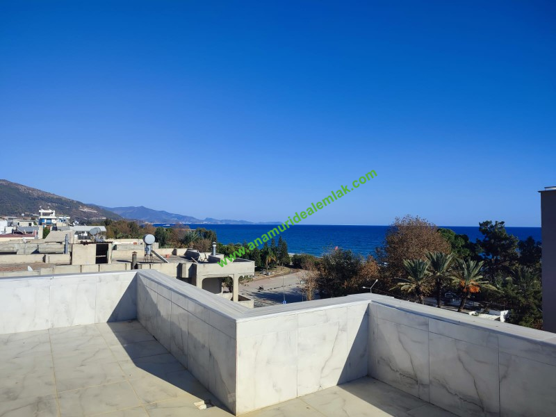 ANAMUR'DA DENİZ MANZARALI SATILIK OTEL