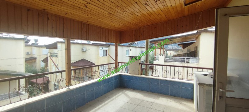 ANAMUR KARDELEN SİTESİNDE SATILIK TRİPLEKS 