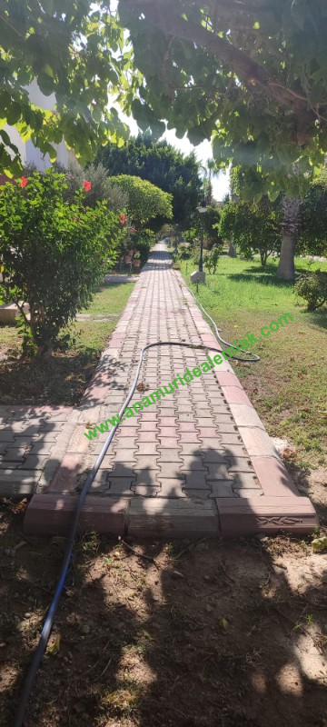 ANAMUR ÖRENDE DENİZE 200 METRE MESAFEDE TRİPLEKS SATILIK YAZLIK