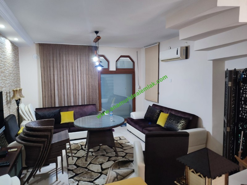 MERSİN BOZYAZININ EN GÖZDE SİTE İÇİNDE DENİZE SIFIR TRİPLEKS