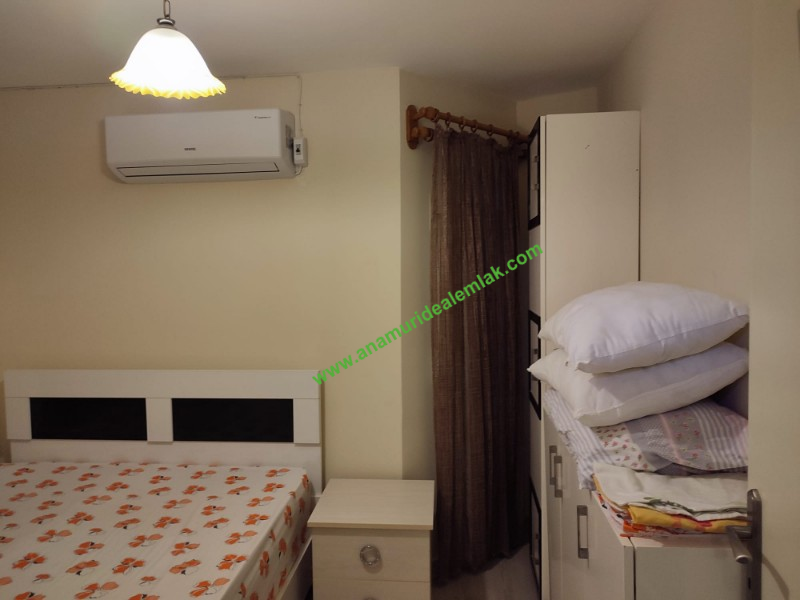 MERSİN BOZYAZININ EN GÖZDE SİTE İÇİNDE DENİZE SIFIR TRİPLEKS