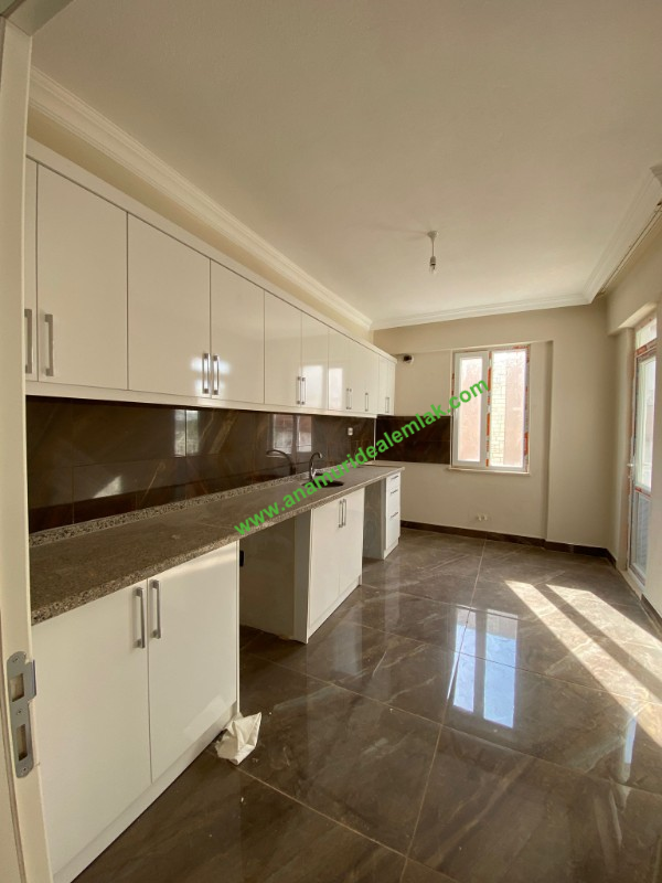 ANAMUR YEŞİLYURT KİRALIK 3+1 BAKIMLI DAİRE