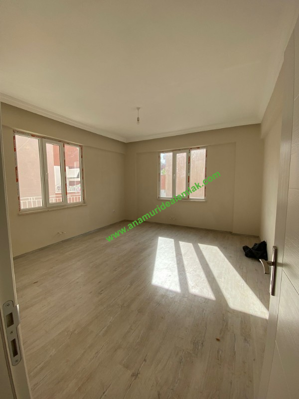 ANAMUR YEŞİLYURT KİRALIK 3+1 BAKIMLI DAİRE
