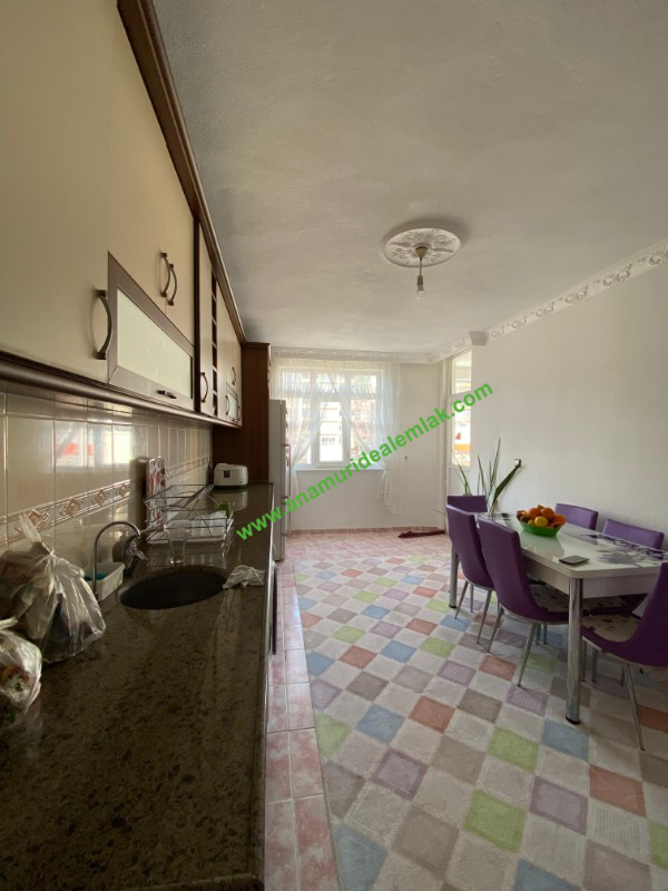 ŞEHİR MERKEZİ SATILIK 3+1 150 METREKARE ASANSÖRLÜ DAİRE