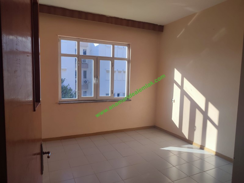 BOZYAZI MERKEZDE SATILIK 3+1 DAİRE