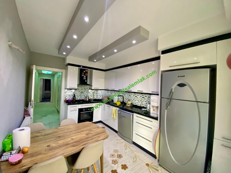 ANAMUR SAĞLIK MAHALLESİNDE SATILIK 4+1 DAİRE