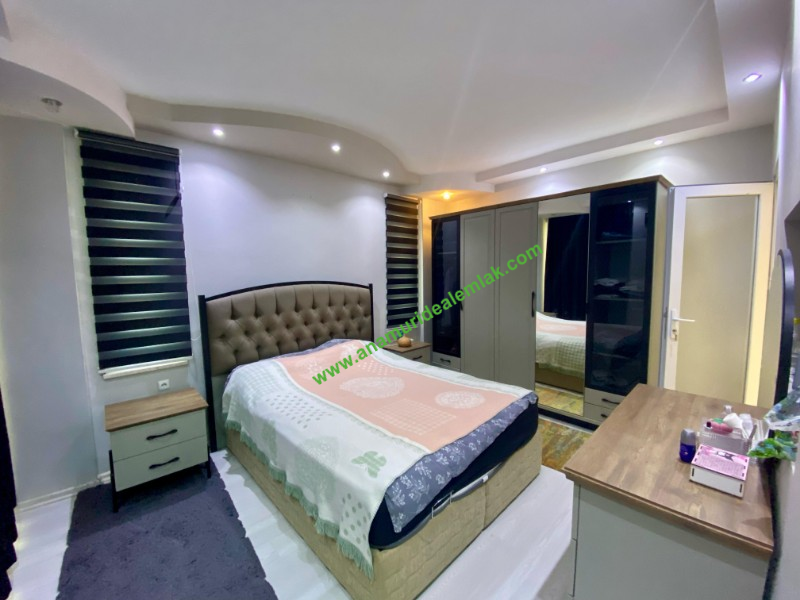 ANAMUR SAĞLIK MAHALLESİNDE SATILIK 4+1 DAİRE