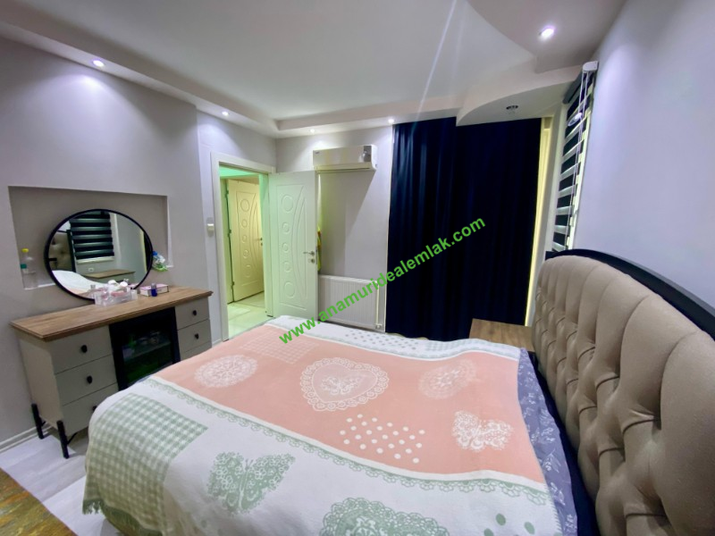 ANAMUR SAĞLIK MAHALLESİNDE SATILIK 4+1 DAİRE