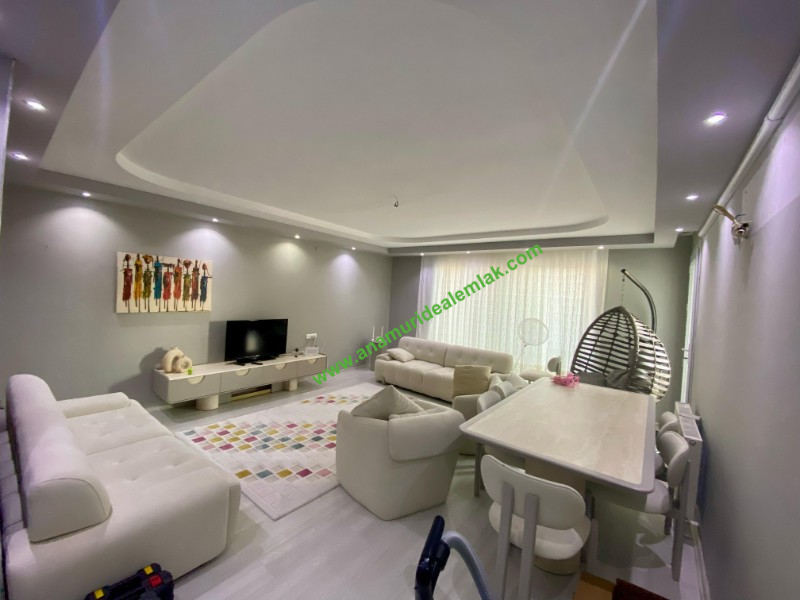 ANAMUR SAĞLIK MAHALLESİNDE SATILIK 4+1 DAİRE