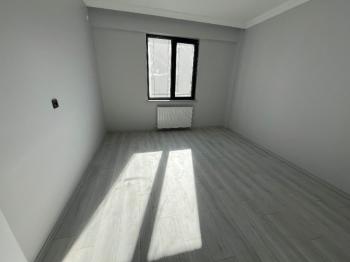KAHVECİOĞLU EMLAK'DAN ZAFER CAD SATILIK DAİRE 4+1