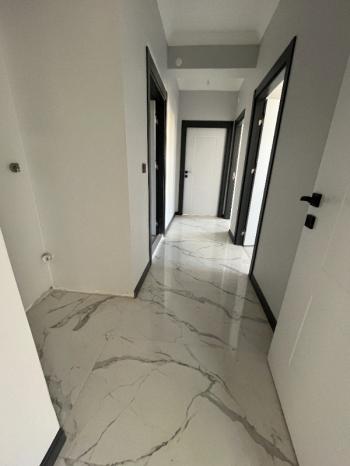 KAHVECİOĞLU EMLAK'DAN ZAFER CAD SATILIK DAİRE 4+1
