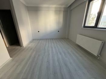 KAHVECİOĞLU EMLAK'DAN ZAFER CAD SATILIK DAİRE 4+1
