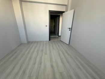 KAHVECİOĞLU EMLAK'DAN ZAFER CAD SATILIK DAİRE 4+1