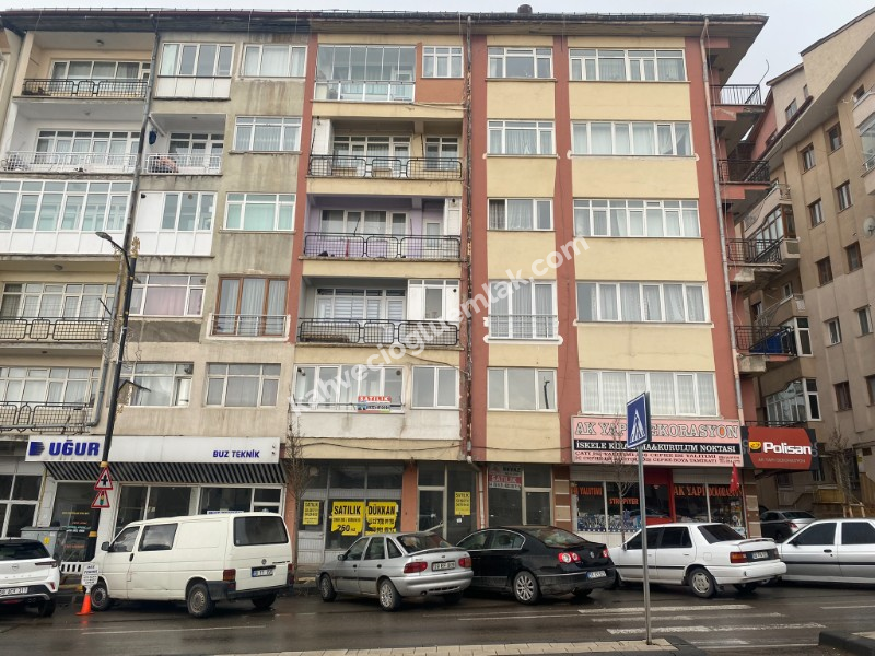 KAHVECİOĞLU EMLAK'DAN SİVAS LİSESİ ECE MAH SATILIK DAİRE