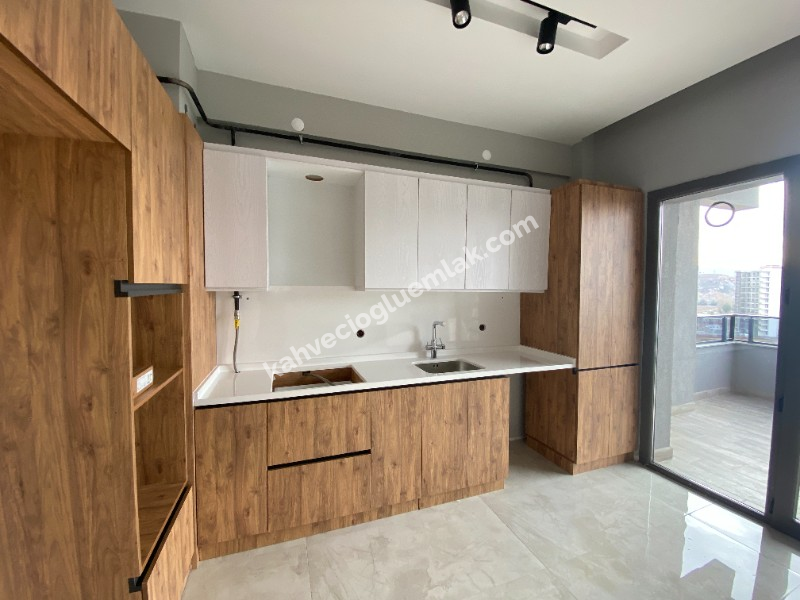 KAHVECİOĞLU EMLAK'DAN MERKEZ KARDEŞLER MAH SATILIK DAİRE