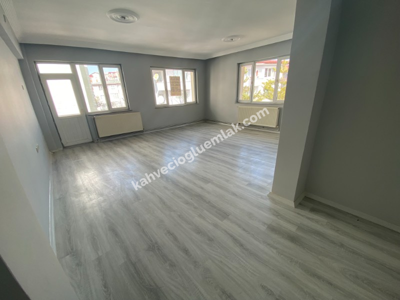 KAHVECİOĞLU EMLAK'DAN MERKEZ HUZUR MAH SATILIK DAİRE