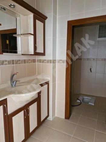 ÖNER ! YORUZ... YEŞİLADA TRABZON EKMEK FIRINI CİVARINDA SATILIK GARAJLI DAİRE. 