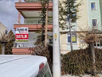 ÖNER ! YORUZ... YEŞİLADA TRABZON EKMEK FIRINI CİVARINDA SATILIK GARAJLI DAİRE. 