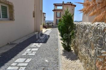 L/ŞA HAMİTKÖY BÖLGESİNDE SATILIK MÜSTAKİL TRİPLEX