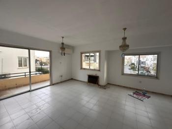 GİRNE MERKEZDE  3+1 SATILIK DAIRE