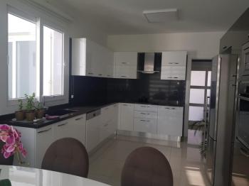 GÖNYELİ BÖLGESİNDE SATILIK İKİZ EV