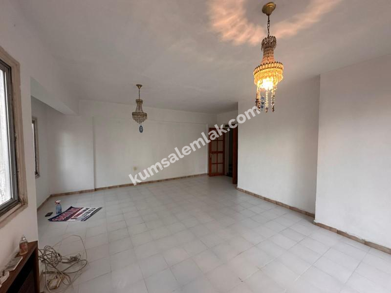 GİRNE MERKEZDE  3+1 SATILIK DAIRE