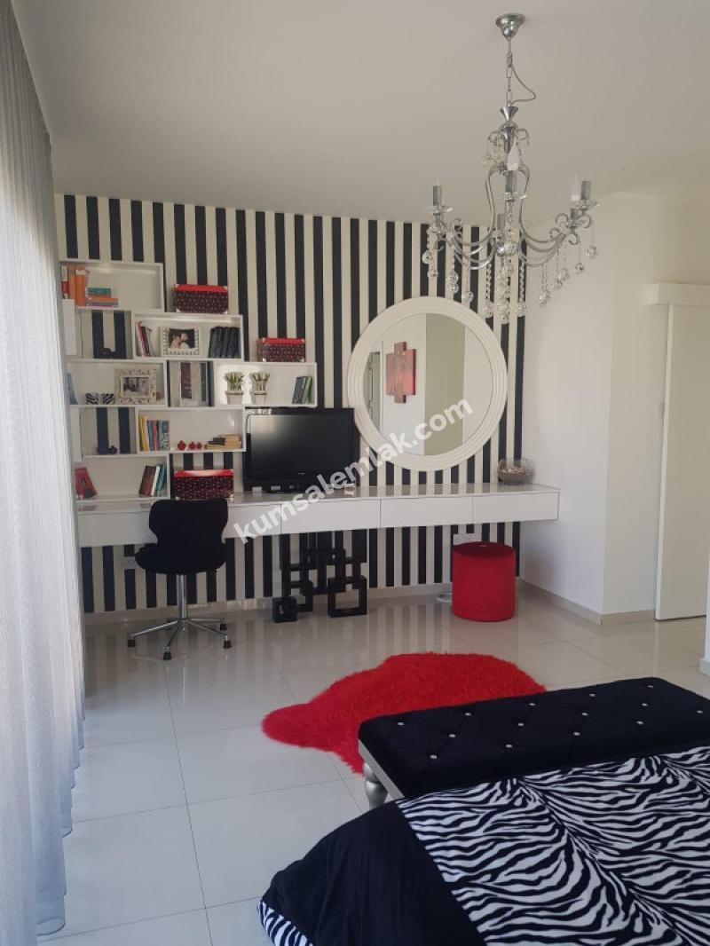 GÖNYELİ BÖLGESİNDE SATILIK İKİZ EV